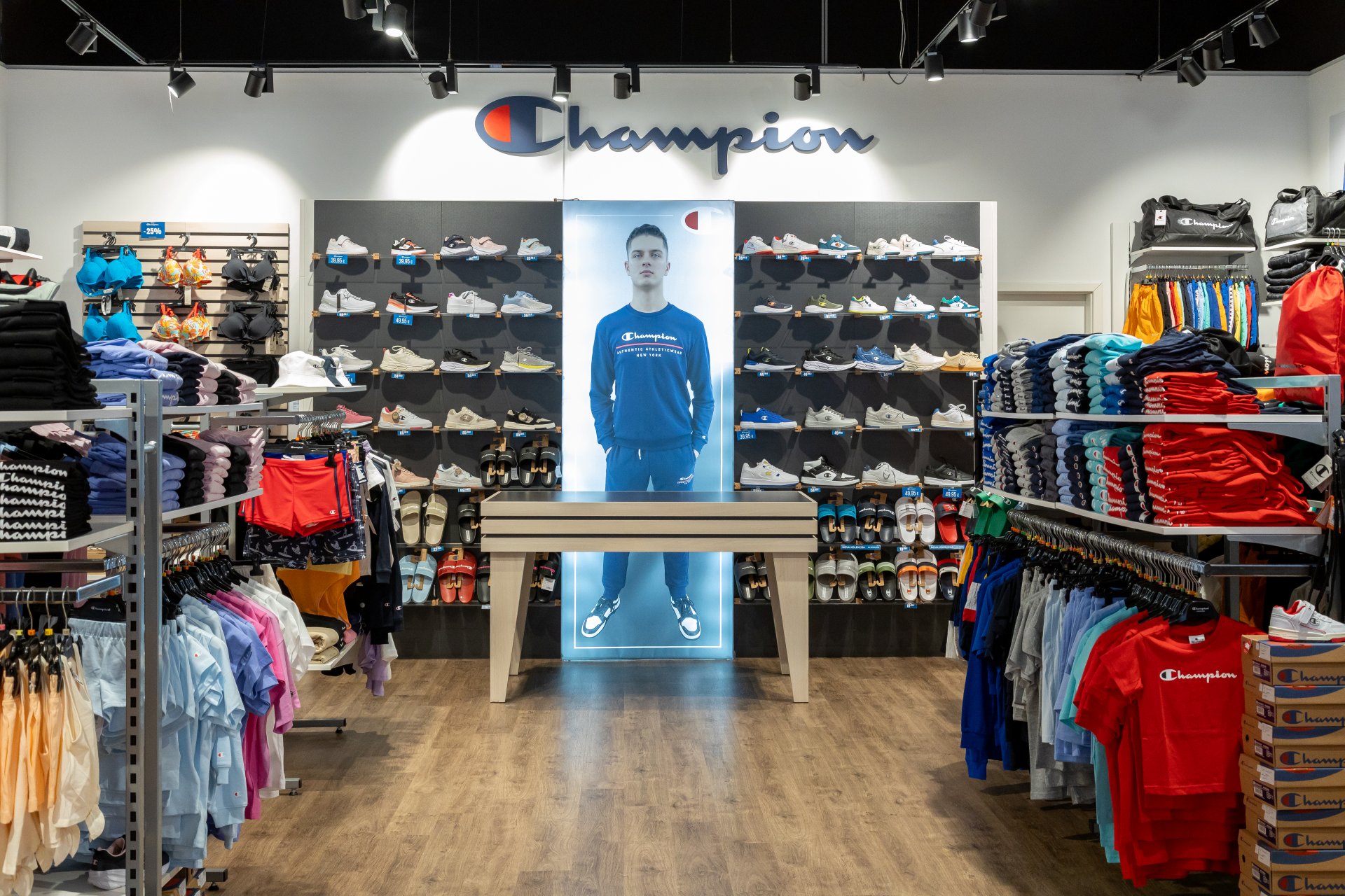 Champion Planet Koper