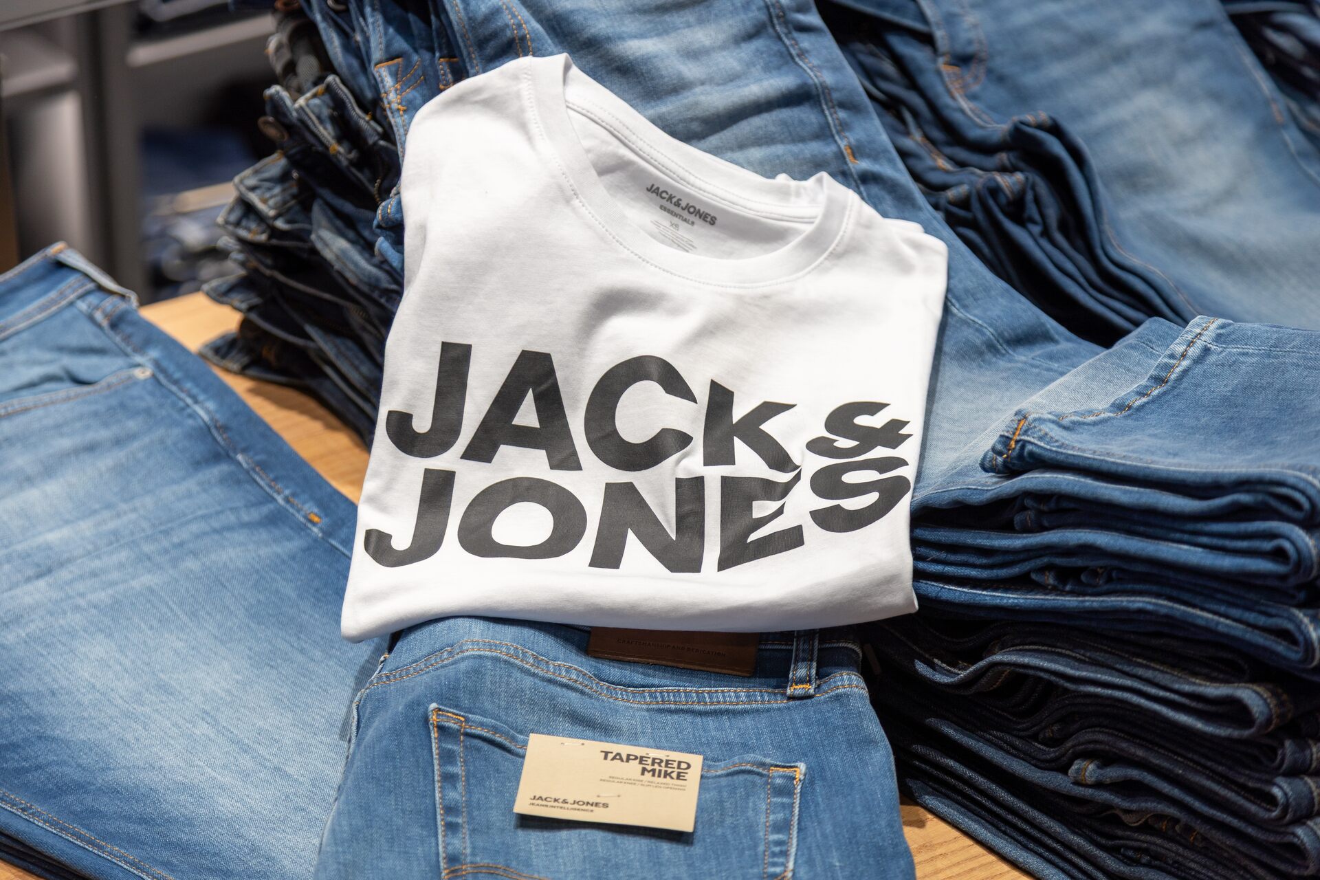 Jack & Jones