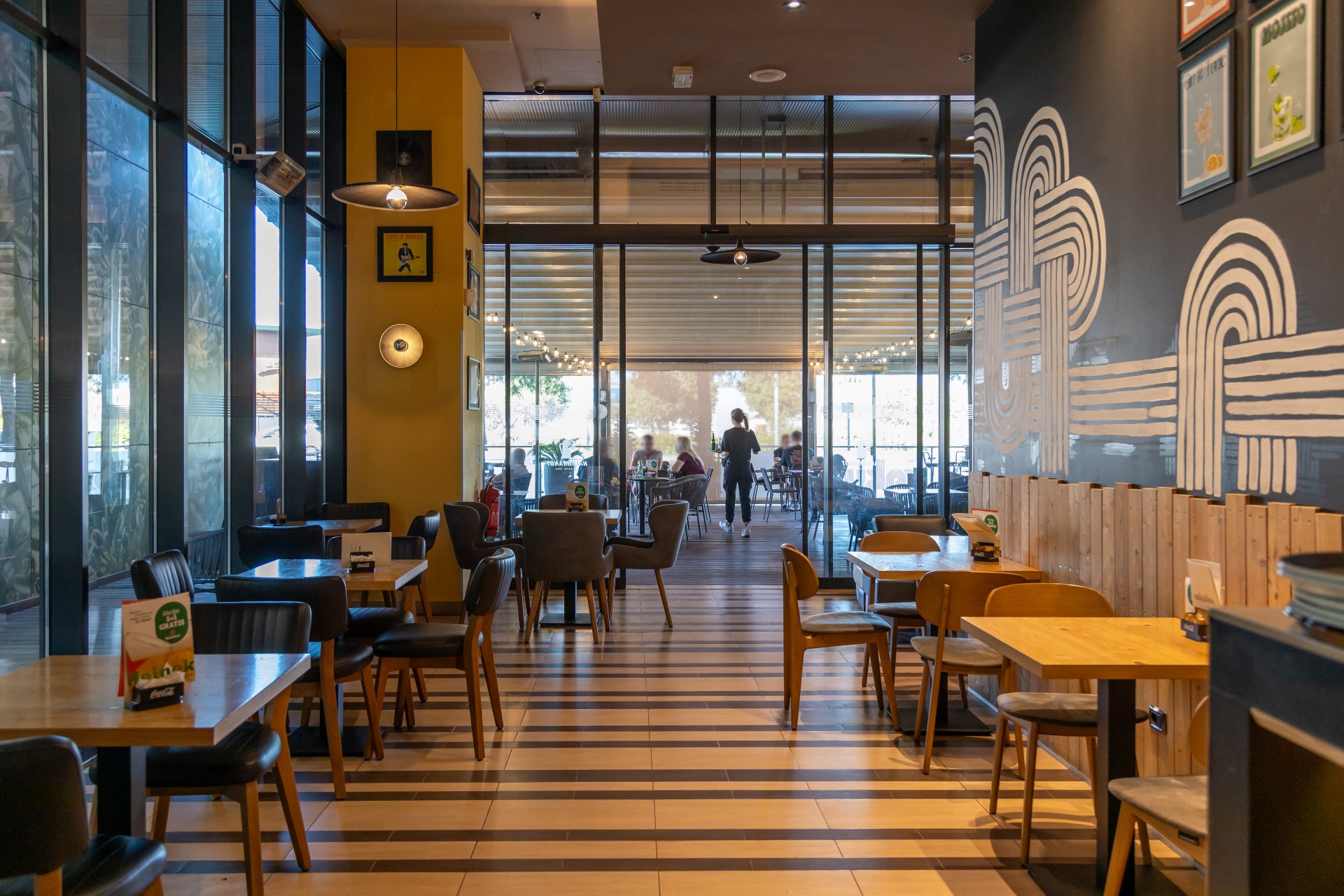 Čakula Bar Planet Koper