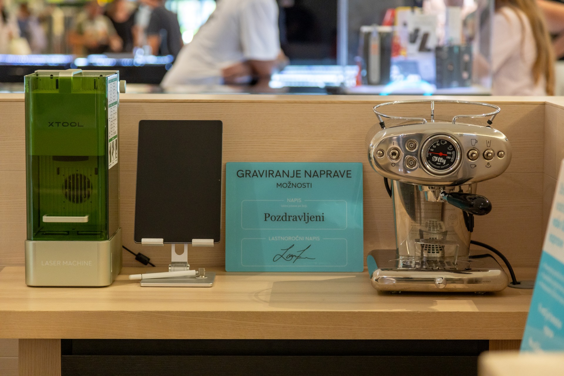 Q store Planet Koper