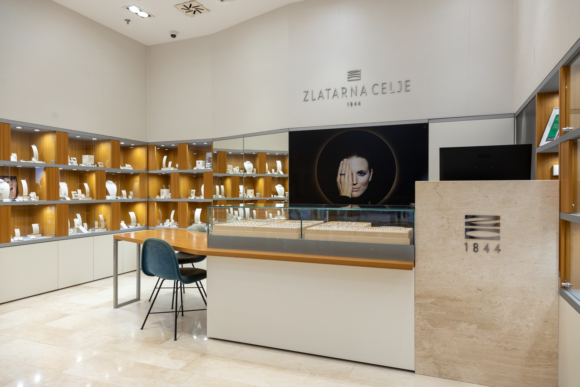 Zlatarna Celje Planet Koper